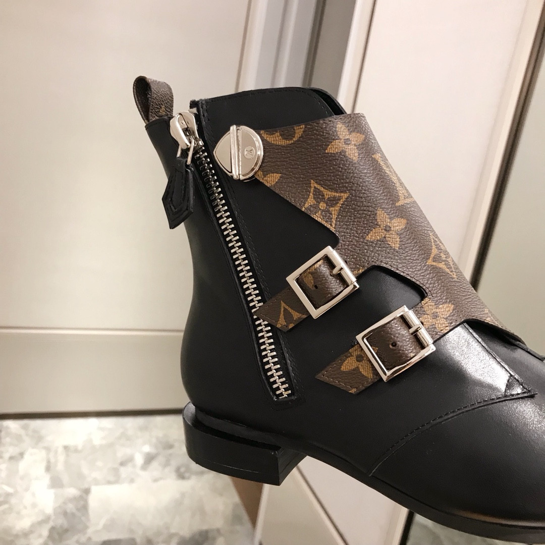 LVT BOOTS