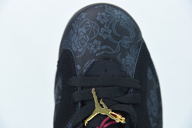 AIR JORDAN 6 “SINGLES DAY” DB9818-001