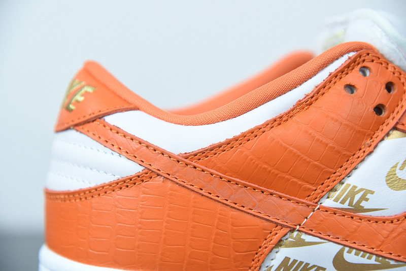 NIKE SB DUNK LOW Supreme X NIKE ORANGE DH3228-181