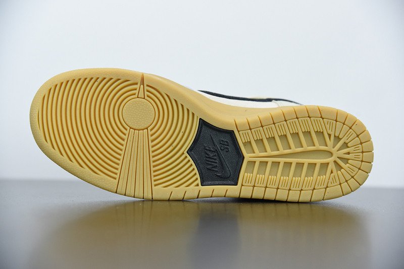 NIKE SB DUNK HIGH “SPECTRUM” CN8345-001