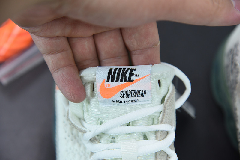 NIKE AIR VAPORMAX FK "OF" AA3831-100