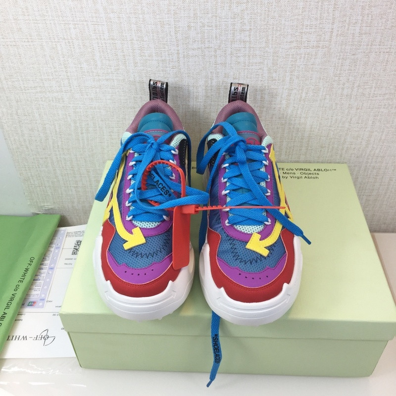 OF C/O ODSY-1000 SNEAKER
