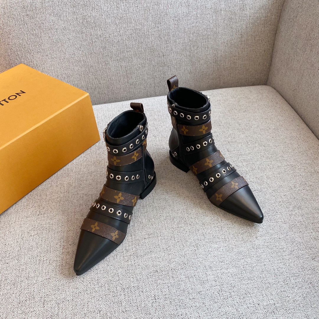LVT BOOTS