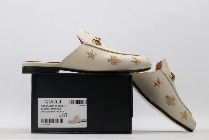 G*u*i sandals