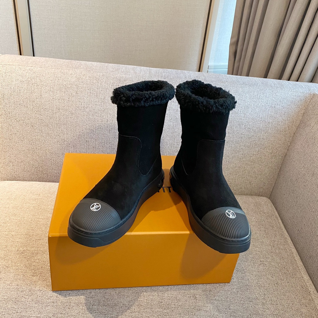 LVT BOOTS