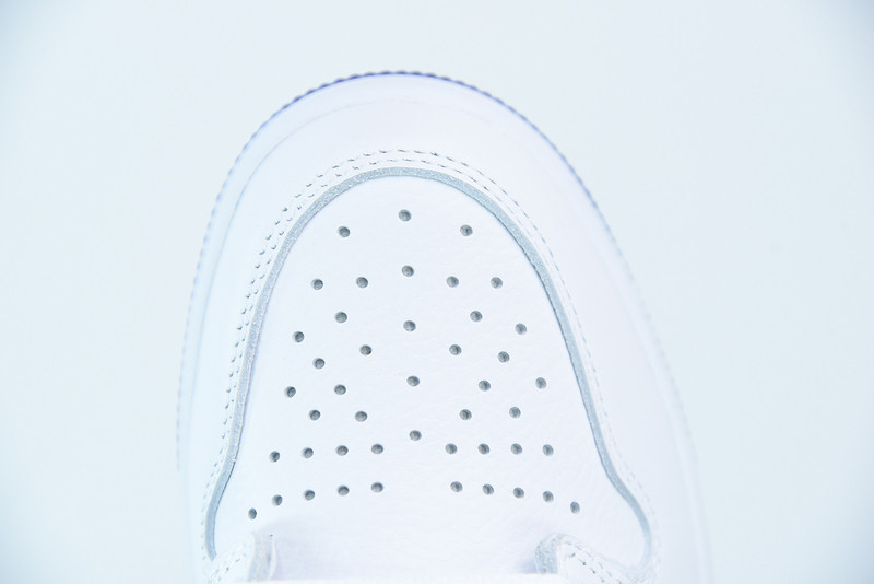 AIR JORDAN 1 RETRO HIGH COURT PURPLE CD0461-151