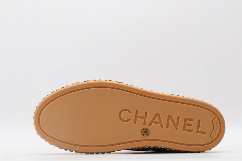 Chanel Sneaker