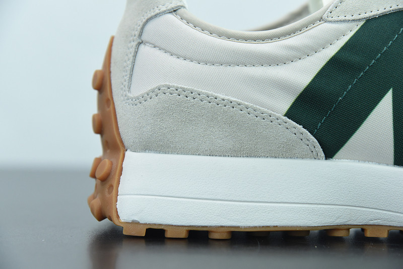 NEW BALANCE MS327HR1