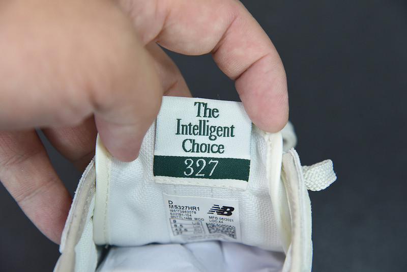 NEW BALANCE MS327HR1