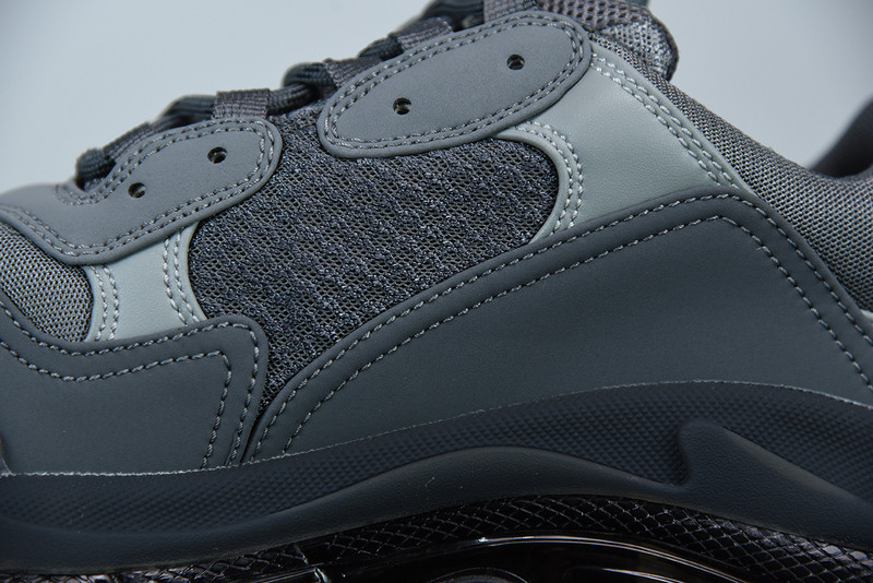 BC TRIPLE S TRAINER 544351 W2GA1 5761