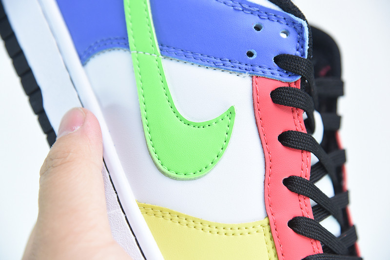 NIKE SB DUNK LOW GREEN STRIKE DD1503-106