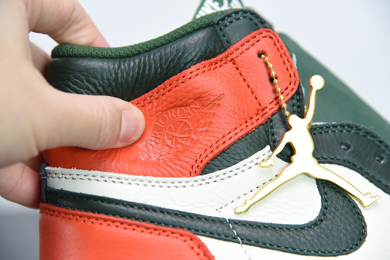 AIR JORDAN 1 RETRO HIGH OG-SF "SOLEFLY" AV3905-138