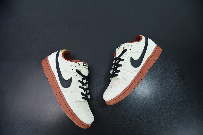 NIKE SB DUNK LOW “MUSLIN” BQ6817-100