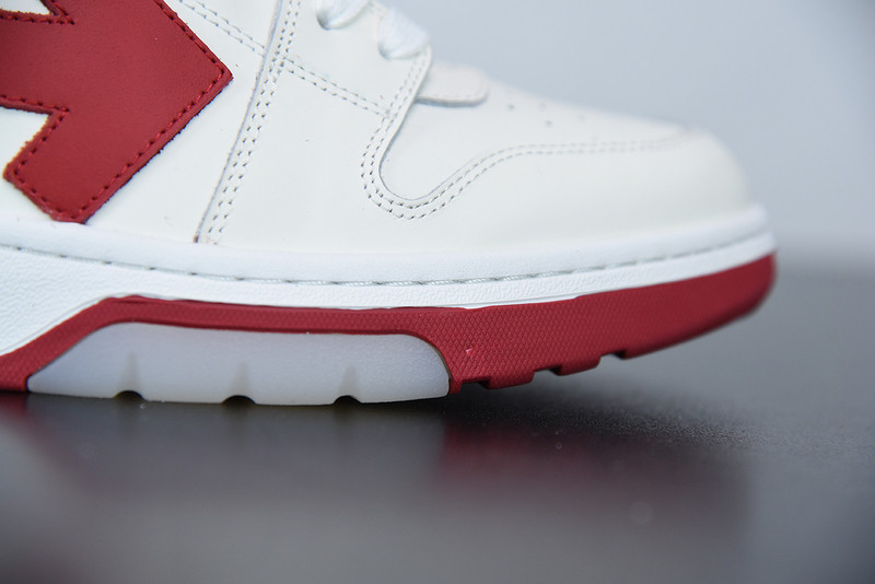 OF™ C/O VIRGIL ABLOH OUT OF OFFICE LOW-TOP LEATHER SNEAKERS ‘OOO“