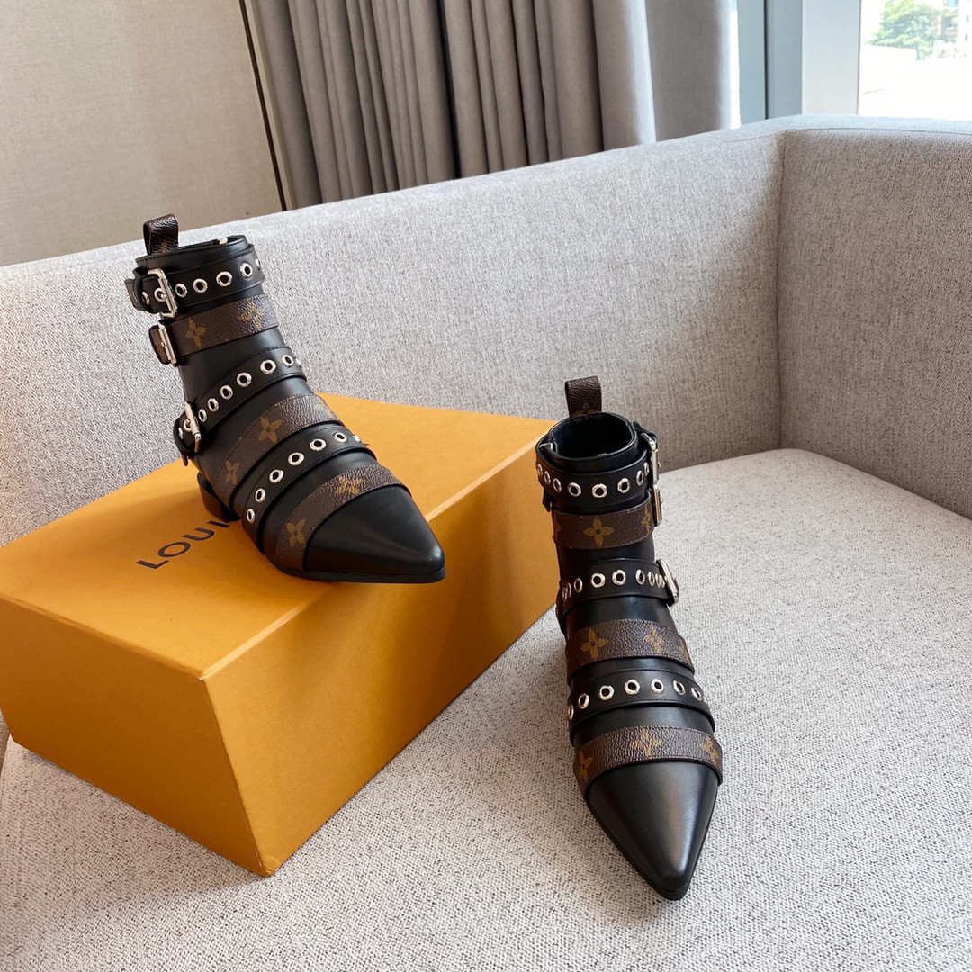 LVT BOOTS