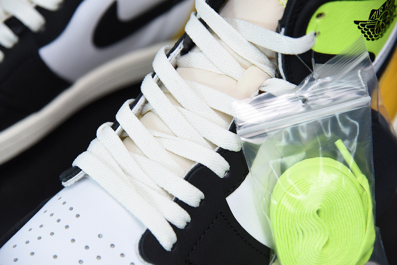 AIR JORDAN 1 RETRO HIGH OG 