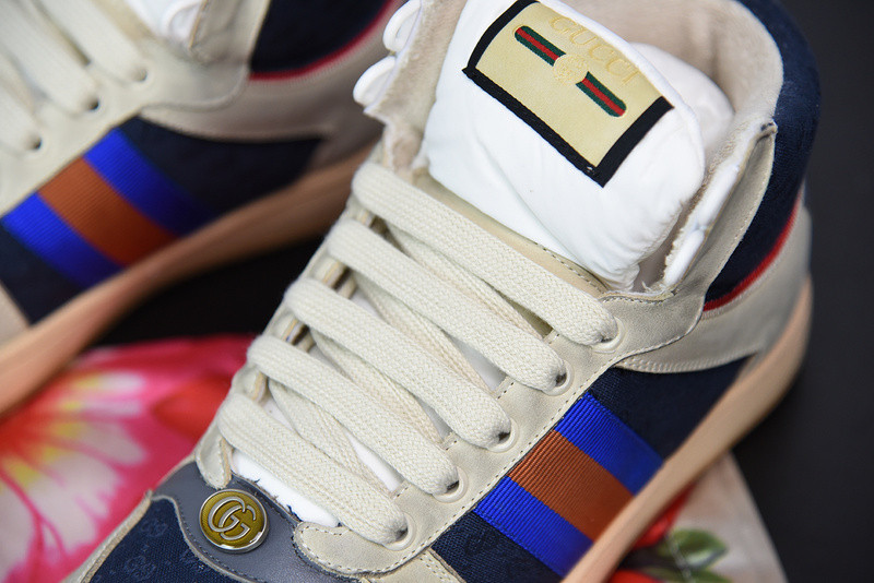G*u*i sneaker