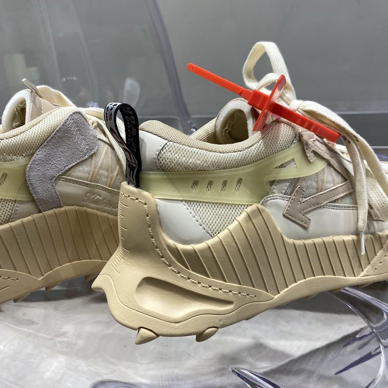 OF C/O ODSY-1000 SNEAKER
