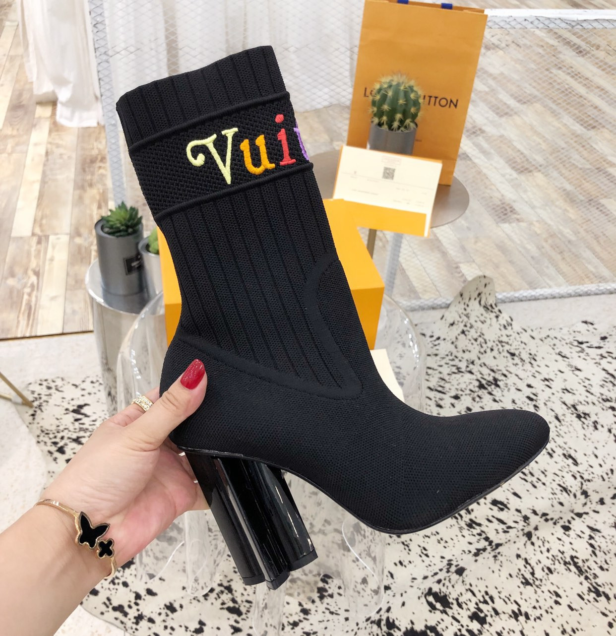 LVT BOOTS