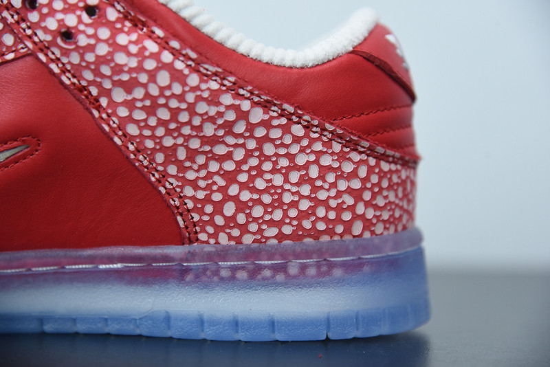 NIKE SB DUNK LOW STINGWATER MAGIC MUSHROOM DH7650-600