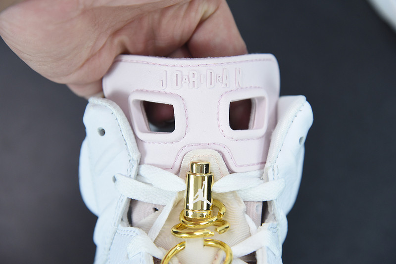 AIR JORDAN 6 “GOLD HOOPS” DH9696-100