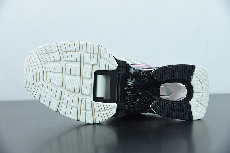 BC X-PANDER 6.0 TRAINER 653870 W2RA5 5012