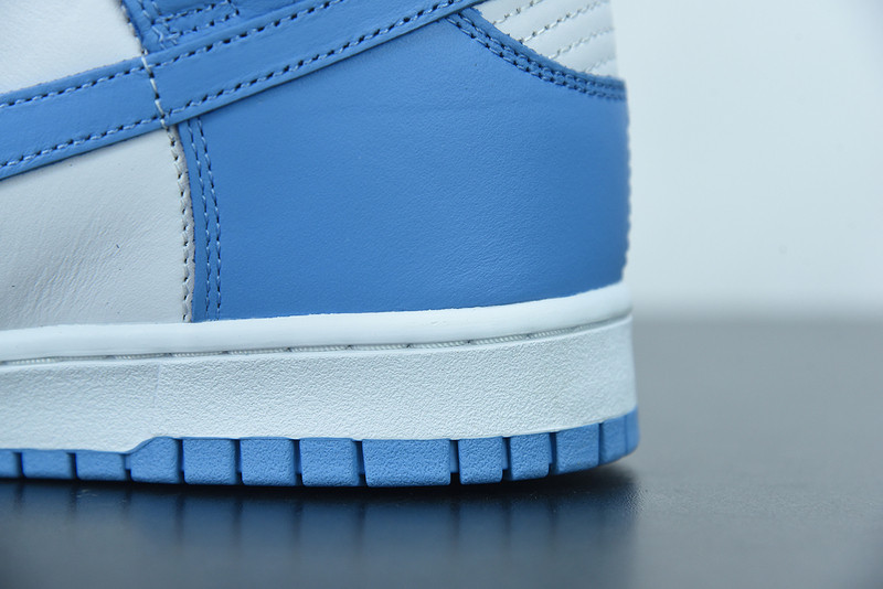 NIKE SB DUNK HIGH “ALUMINUM” DD1869-107