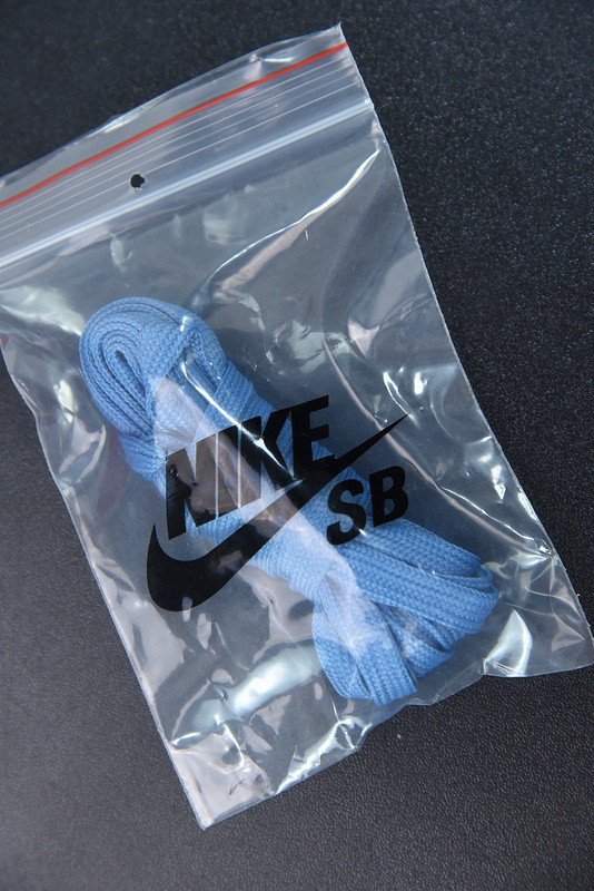 NIKE SB DUNK HIGH “ALUMINUM” DD1869-107