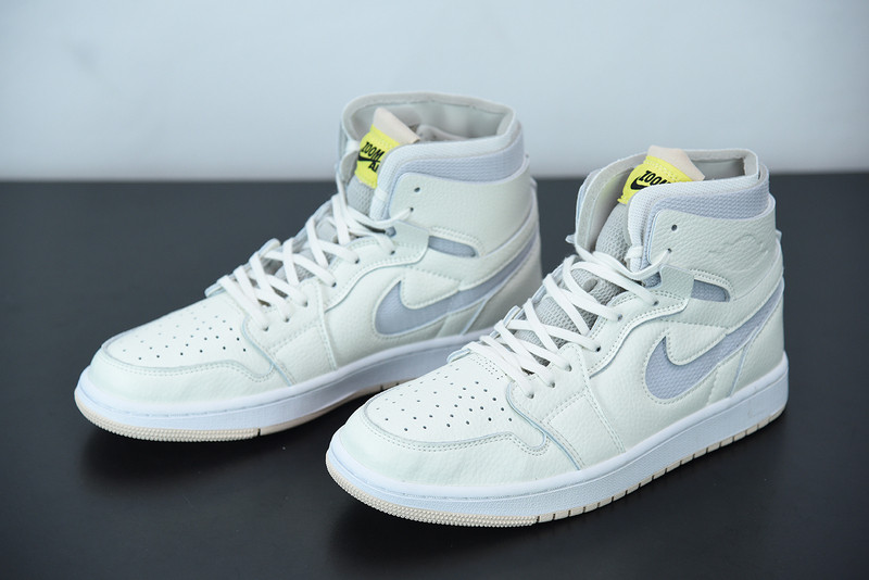AIR JORDAN 1 HIGH ZOOM AIR CMFT PEARL WHITE CT0979-107