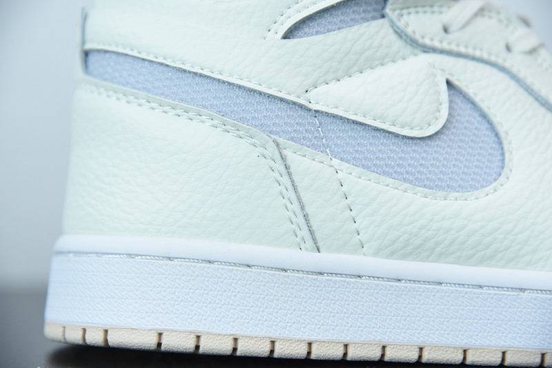 AIR JORDAN 1 HIGH ZOOM AIR CMFT PEARL WHITE CT0979-107