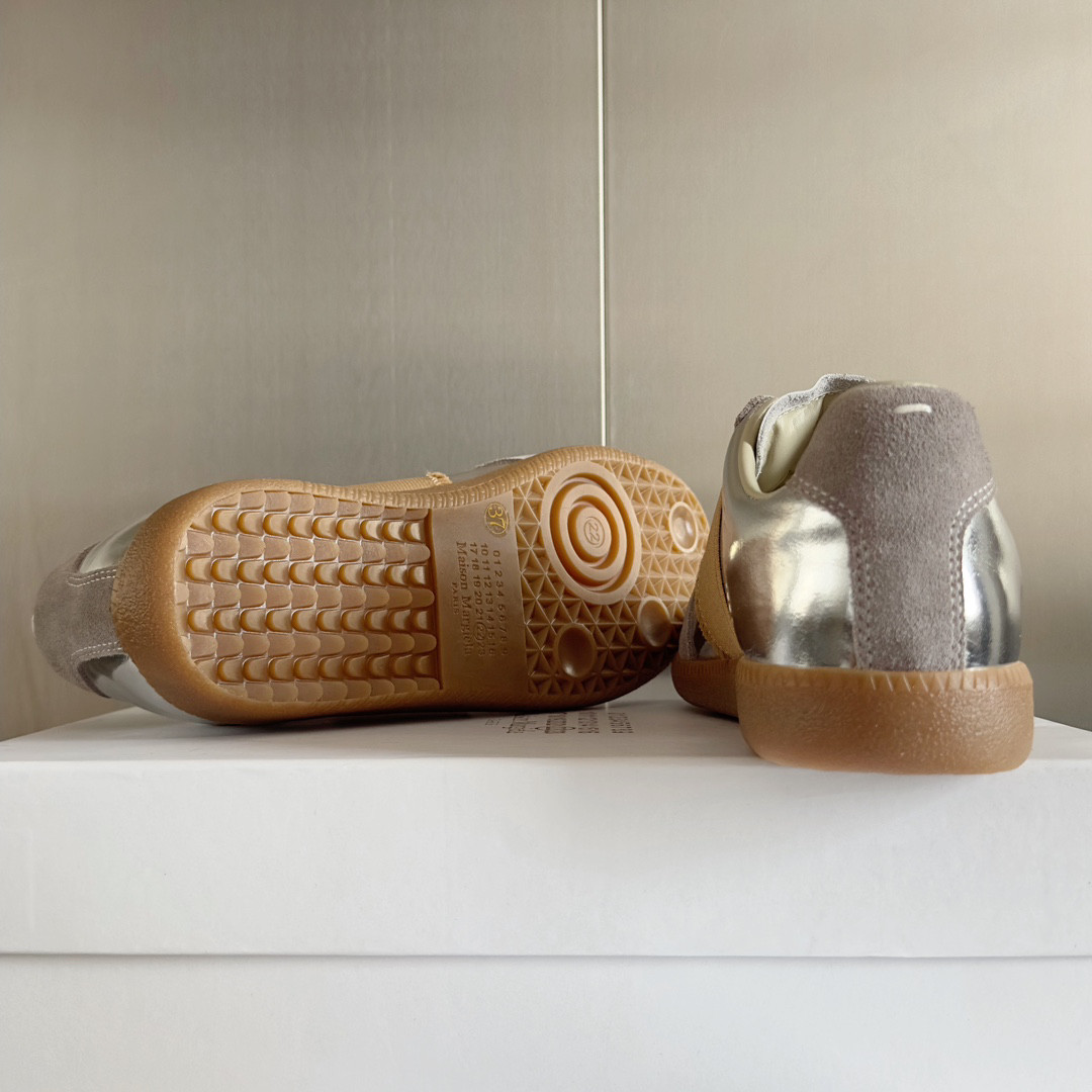 ma*s*n Ma*i*la sneaker