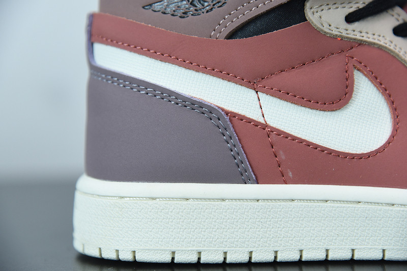 AIR JORDAN 1 HIGH ZOOM CMFT CANYON RUST CT0979-602