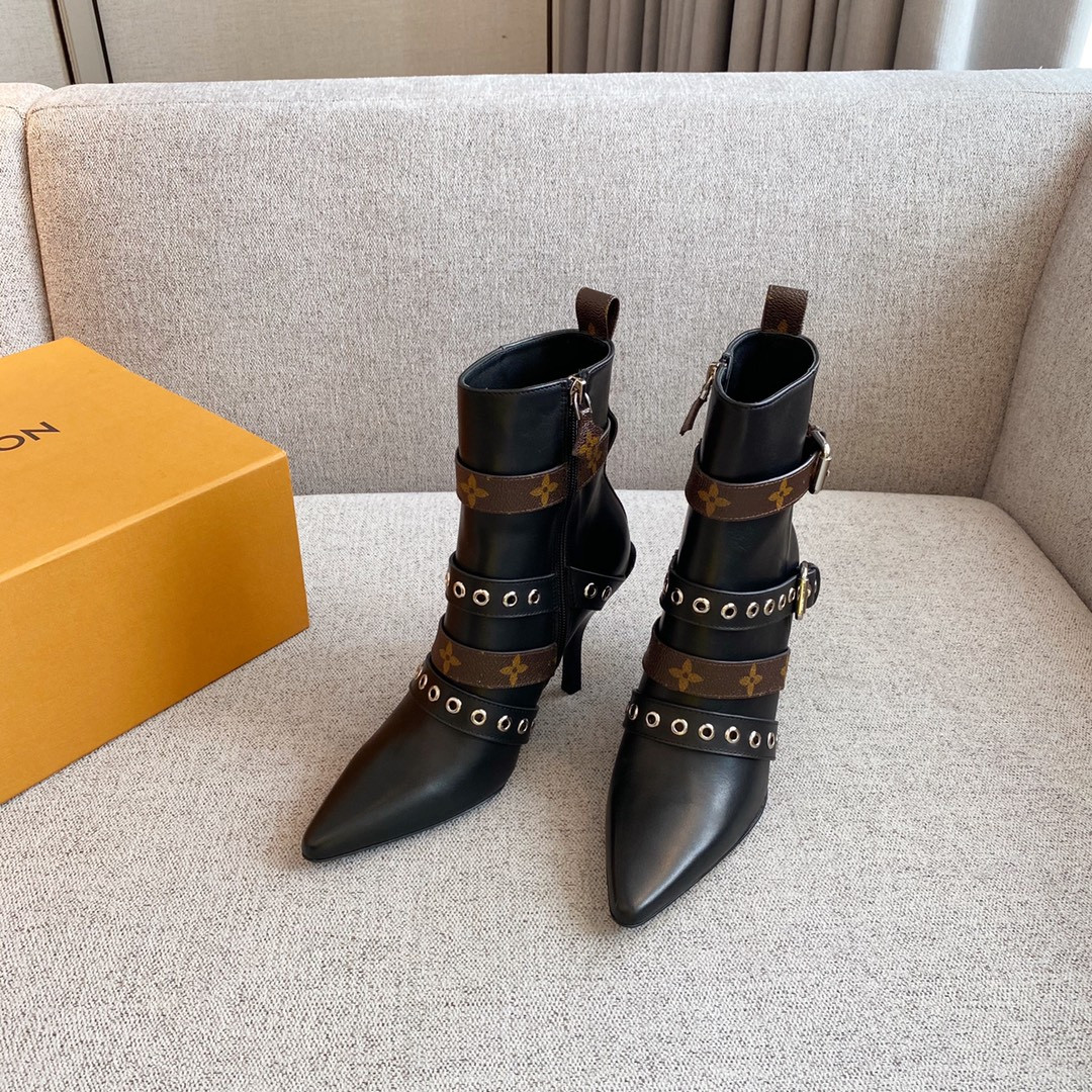 LVT BOOTS