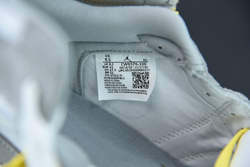 AIR JORDAN 1 HIGH SWITCH ‘LIGHT SMOKE GREY