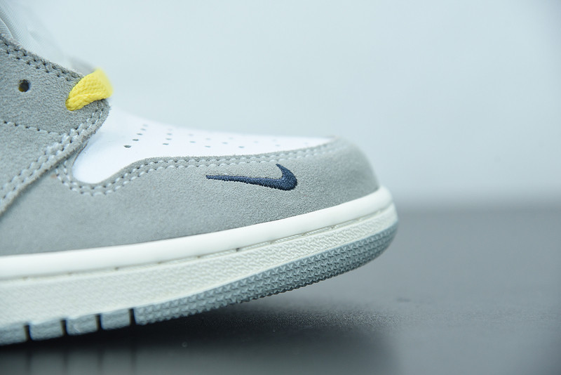 AIR JORDAN 1 HIGH SWITCH ‘LIGHT SMOKE GREY