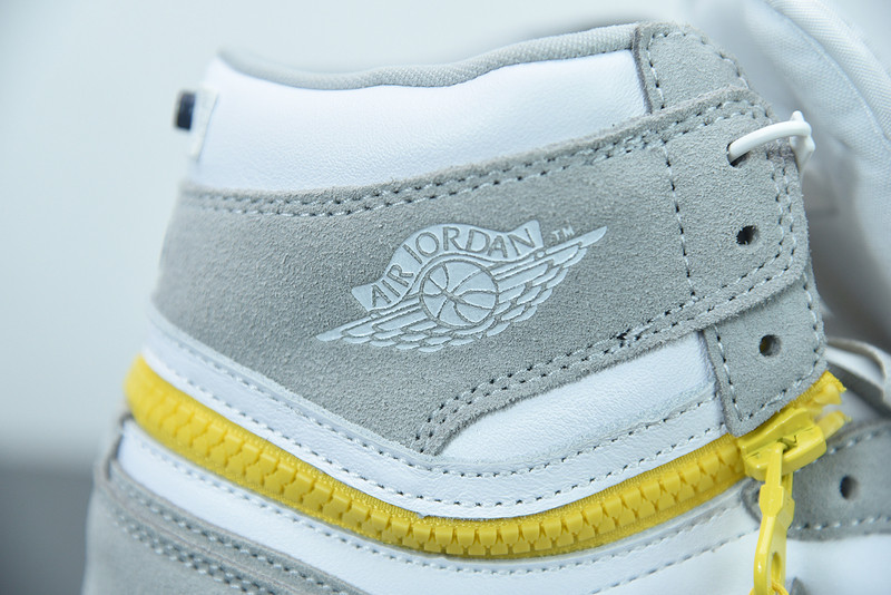 AIR JORDAN 1 HIGH SWITCH ‘LIGHT SMOKE GREY