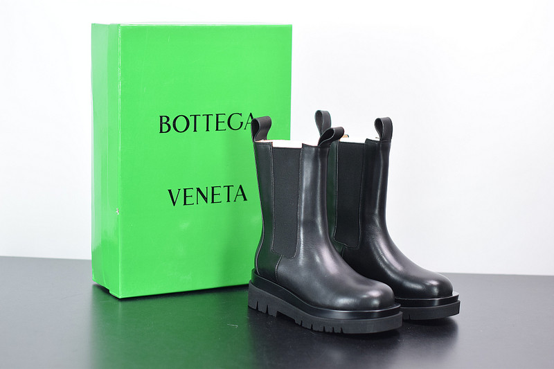 BOTTEGA VENETA SNEAKER