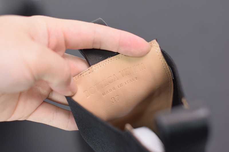 BOTTEGA VENETA SNEAKER