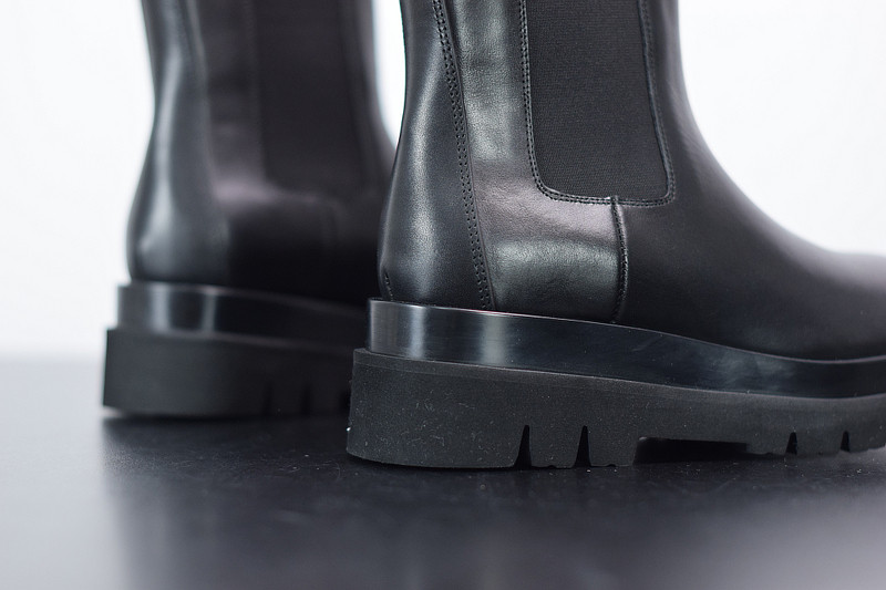 BOTTEGA VENETA SNEAKER