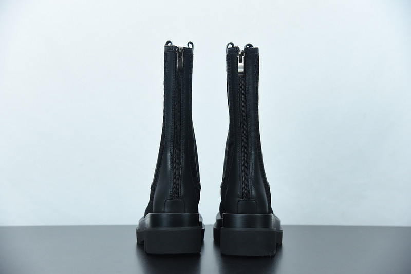 BOTTEGA VENETA SNEAKER