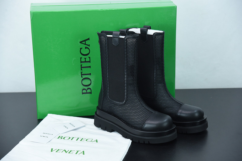 BOTTEGA VENETA SNEAKER