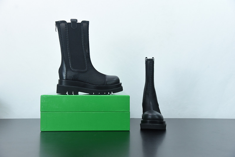 BOTTEGA VENETA SNEAKER