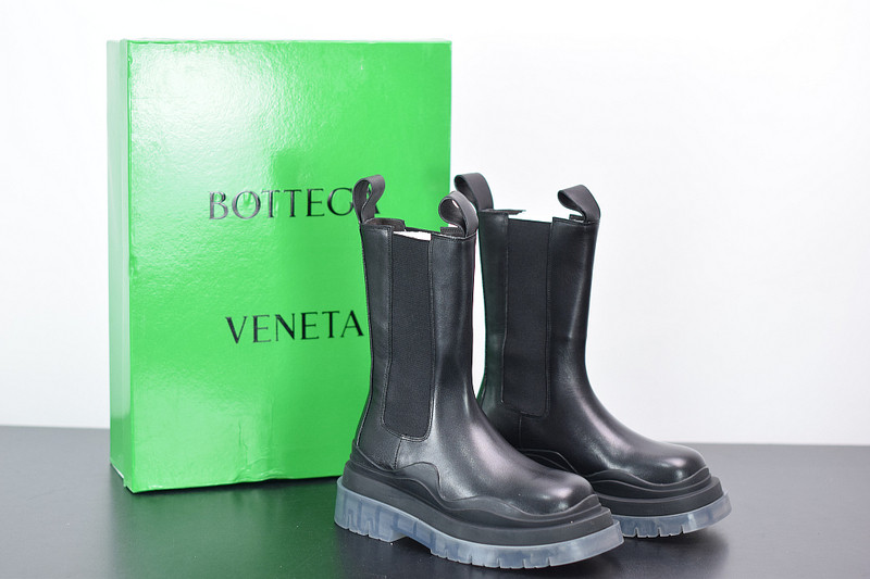 BOTTEGA VENETA SNEAKER