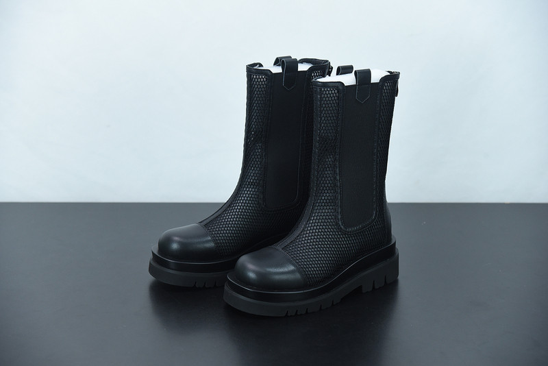 BOTTEGA VENETA SNEAKER