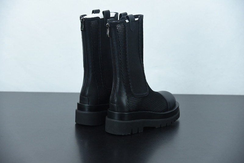 BOTTEGA VENETA SNEAKER