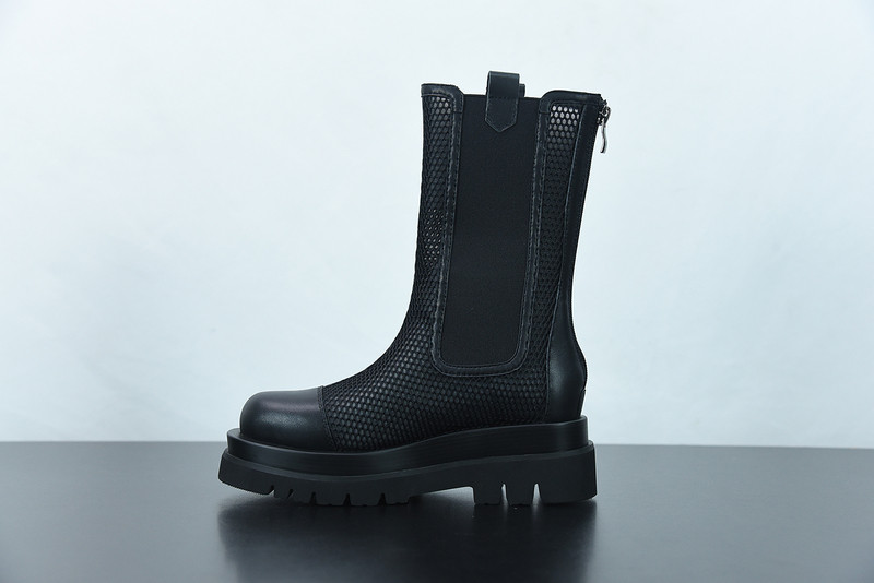 BOTTEGA VENETA SNEAKER