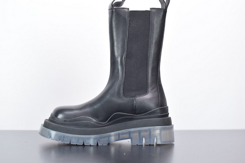 BOTTEGA VENETA SNEAKER