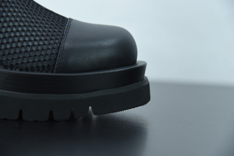 BOTTEGA VENETA SNEAKER