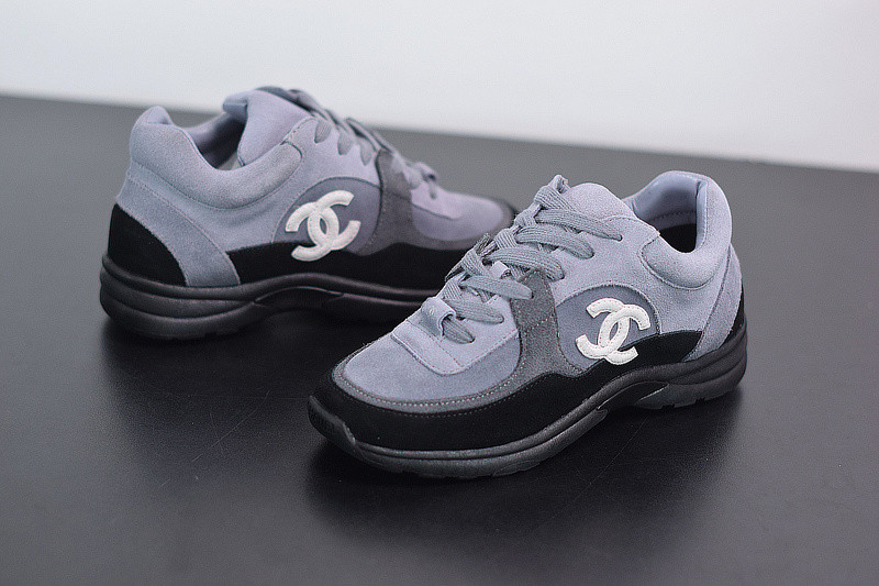 Chanel Sneaker