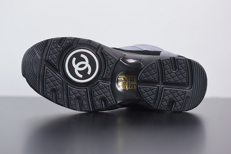 Chanel Sneaker